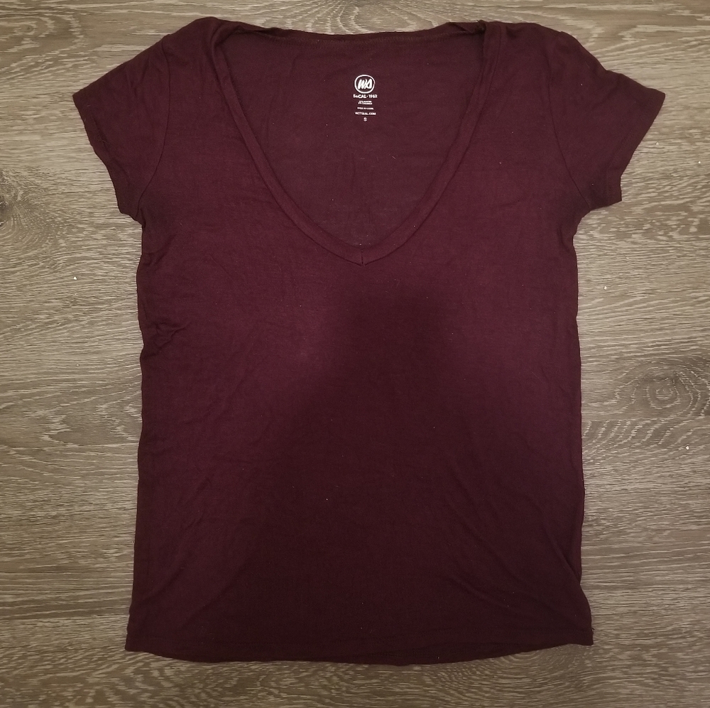 Wet Seal Maroon Casual Tee Size Small